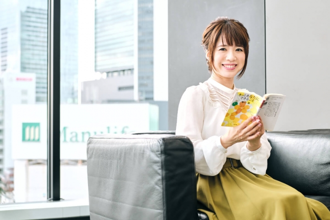 シンガーソングライター・藤田麻衣子さんが選ぶ5冊の本┃ありのままの自分を認めて、前を向く「明日を頑張るための本」